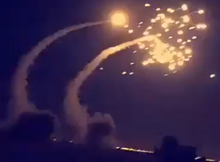 Al menos 73 militares muertos por misiles en Yemen