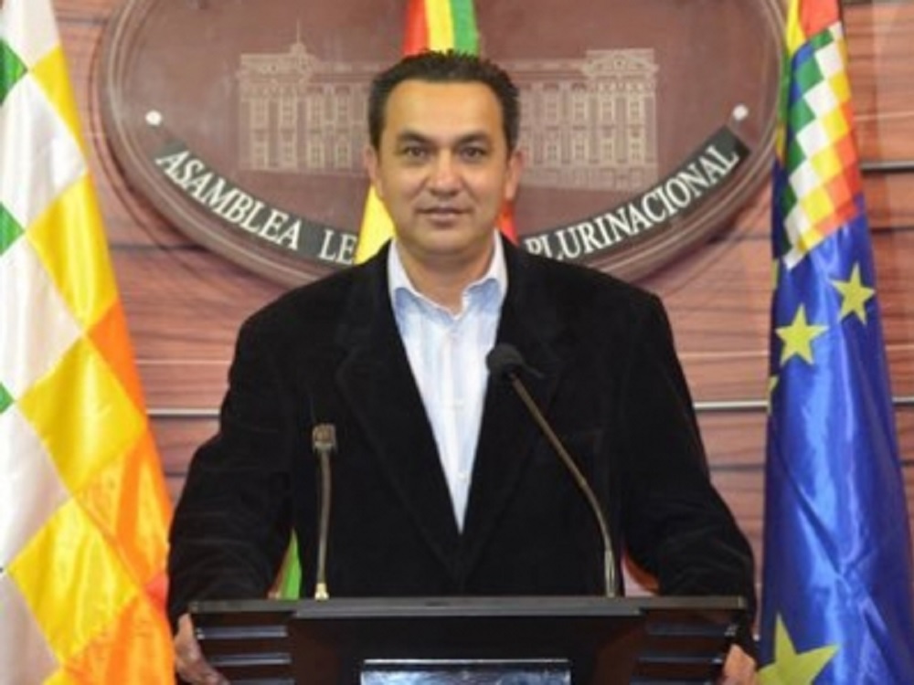 Bolivia rompe relaciones diplomáticas con Cuba