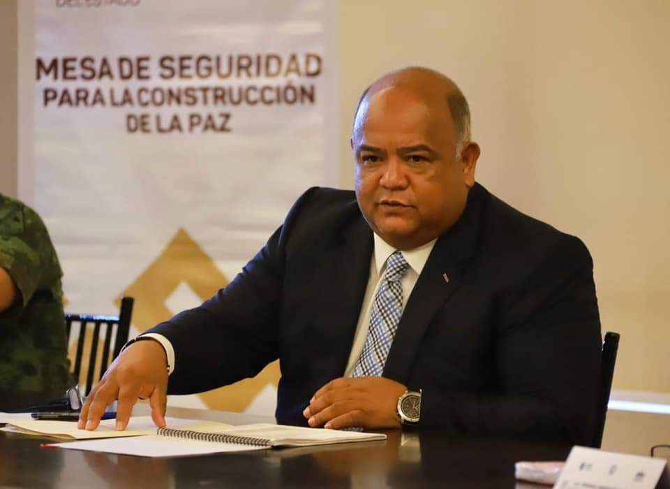 Alcalde Yunes es tan chiquito para ponerse de acuerdo: Eric Cisneros