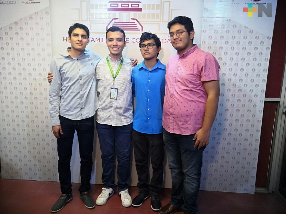Estudiantes de la UV clasifican a siguiente fase de concurso Hult Prize