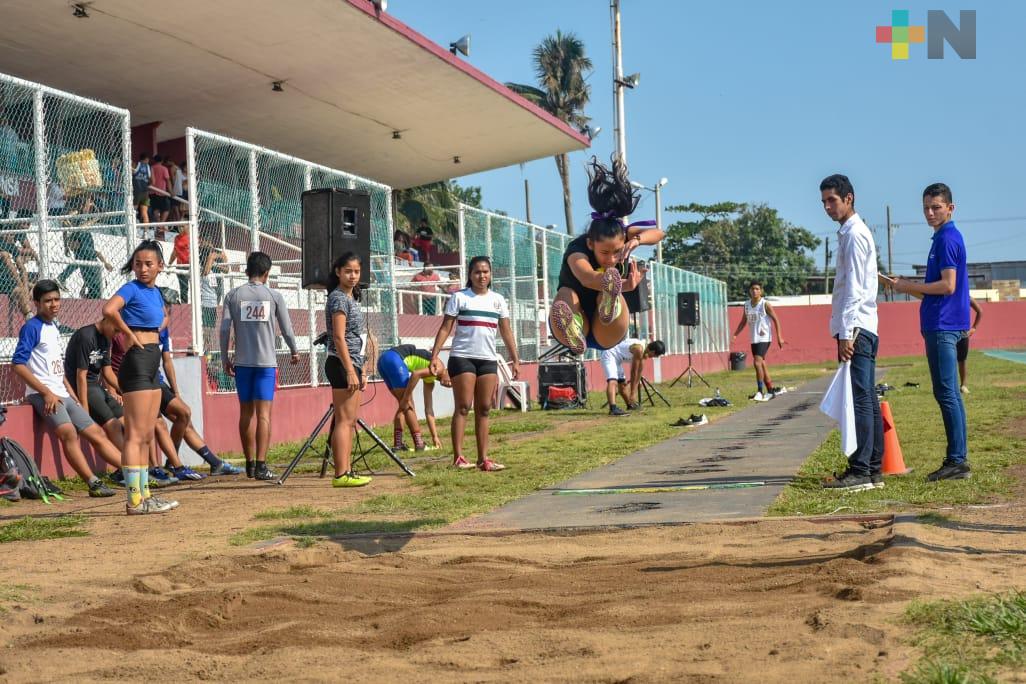 Acayucan con 48 atletas a Estatal de Juegos Conade