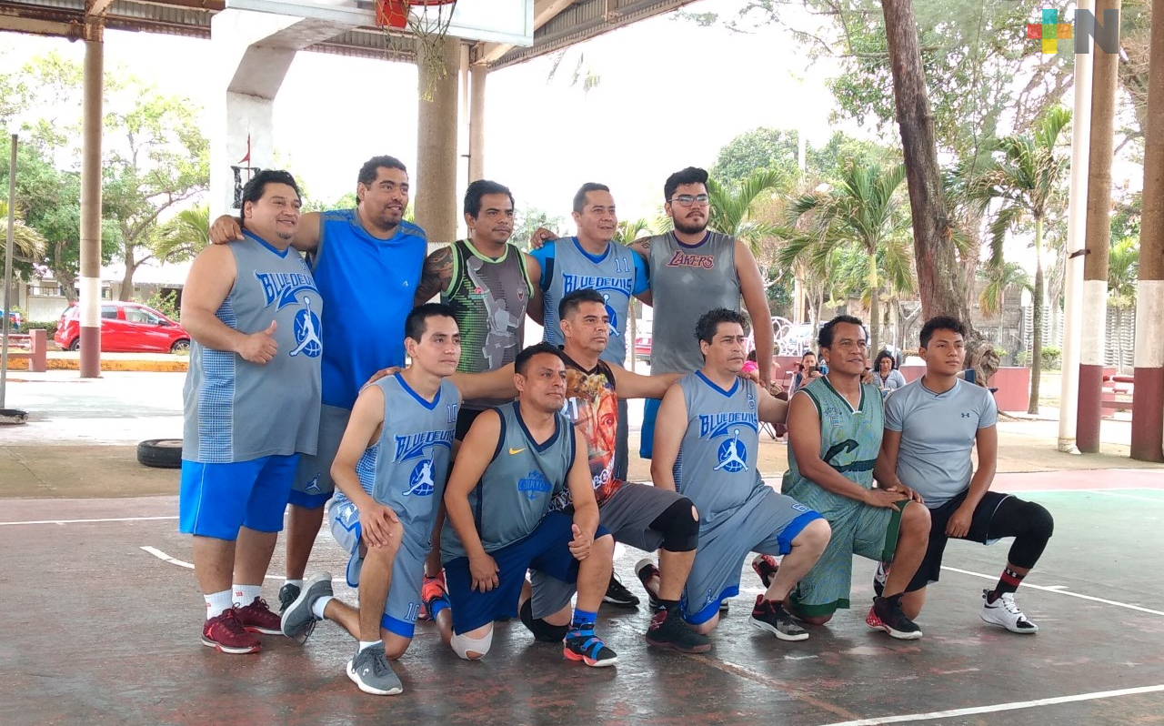 Blue Devils ganó torneo «Rosca de Reyes» de baloncesto
