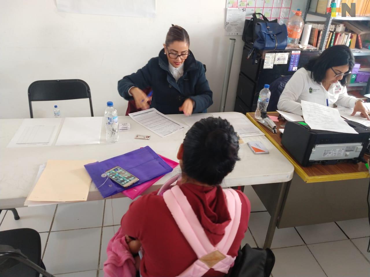 Solo cuando sea primogénito, se podrá registrar un hijo con el apellido de la madre primero