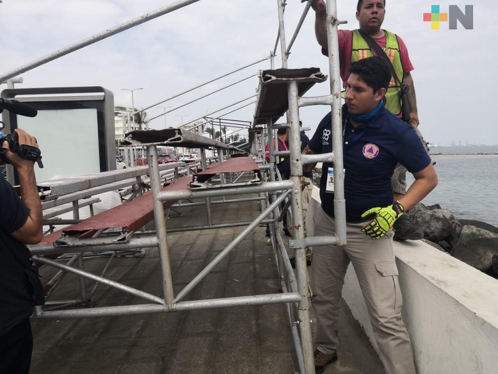 PC de Boca del Río supervisa instalación de gradas