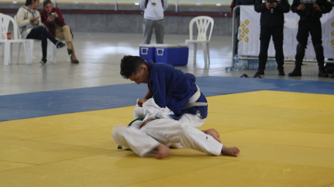 Atletas veracruzanos a clasificatorios nacionales en judo y bádminton