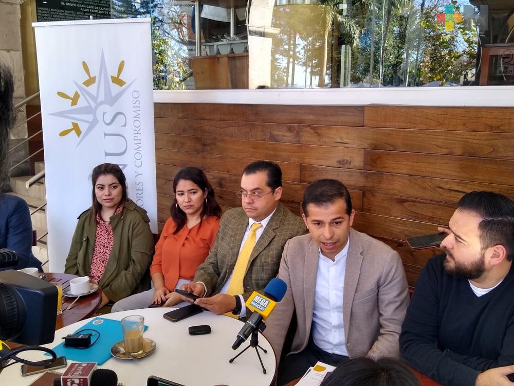 Convoca a jóvenes interesados en el premio Kybernus al liderazgo social