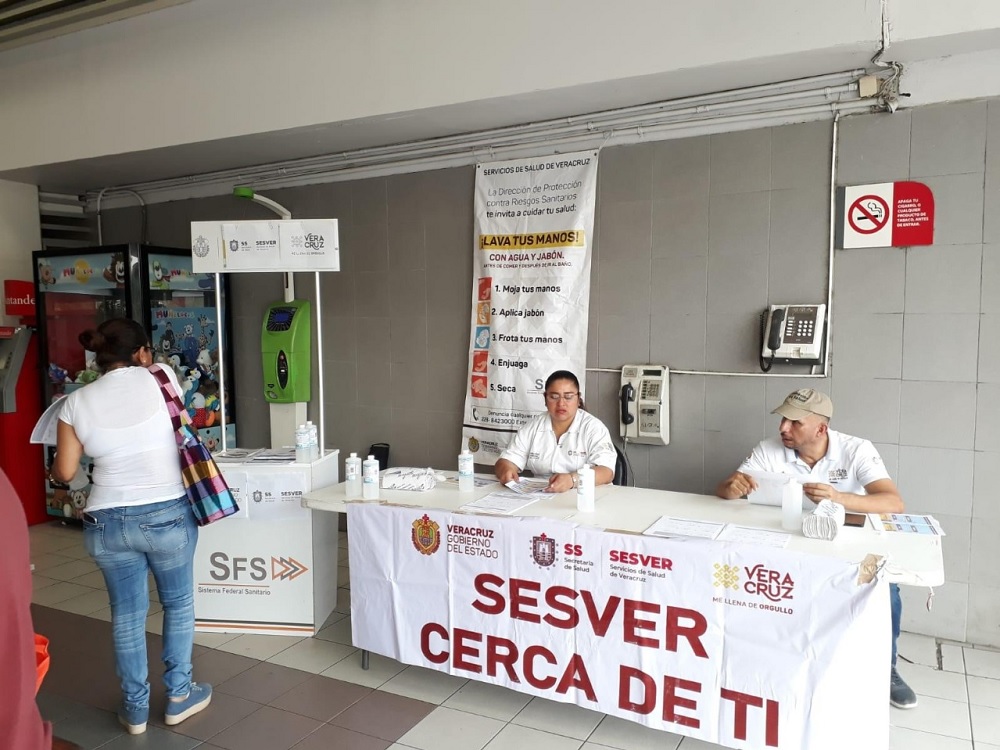 Despliega Salud medidas contra Covid-19 en aeropuertos y centrales de autobuses