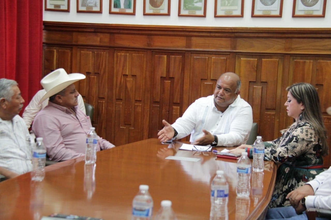 Promueve Secretario de Gobierno diálogo con sector obrero para impulsar desarrollo y bienestar