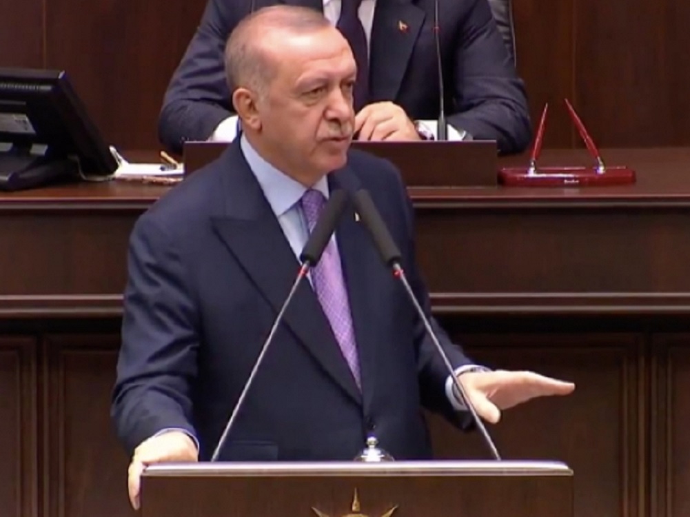 Erdogan pone fin al convenio para retener migrantes en Turquía