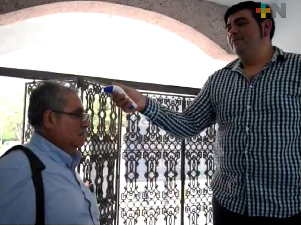 Ayuntamiento de Tantoyuca mantiene habilitadas oficinas; extrema medidas de higiene