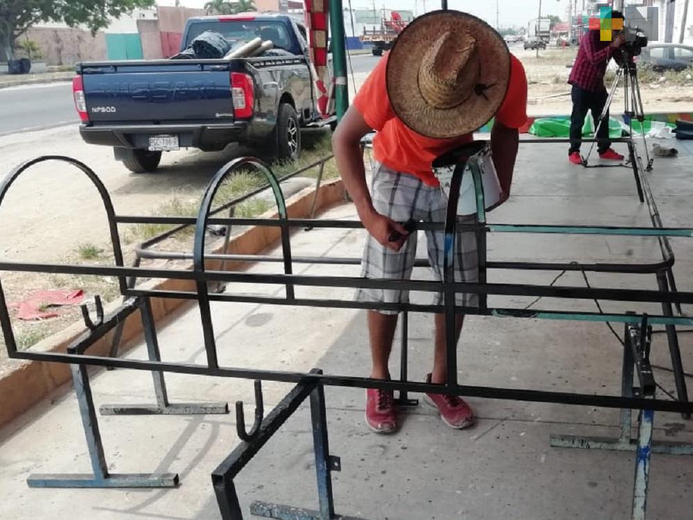 En Coatzacoalcos, elaboran cápsulas para pacientes con Covid-19
