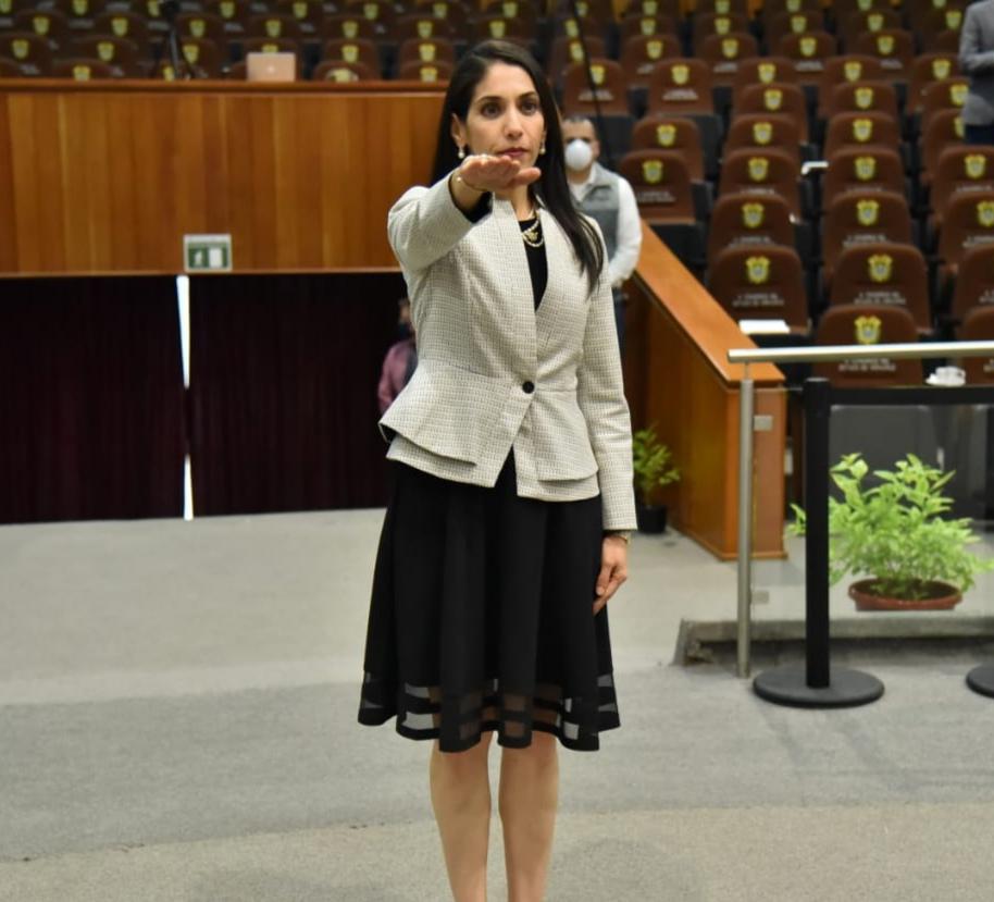 Tenemos fiscal: Congreso vota por Verónica Hernández Giadáns