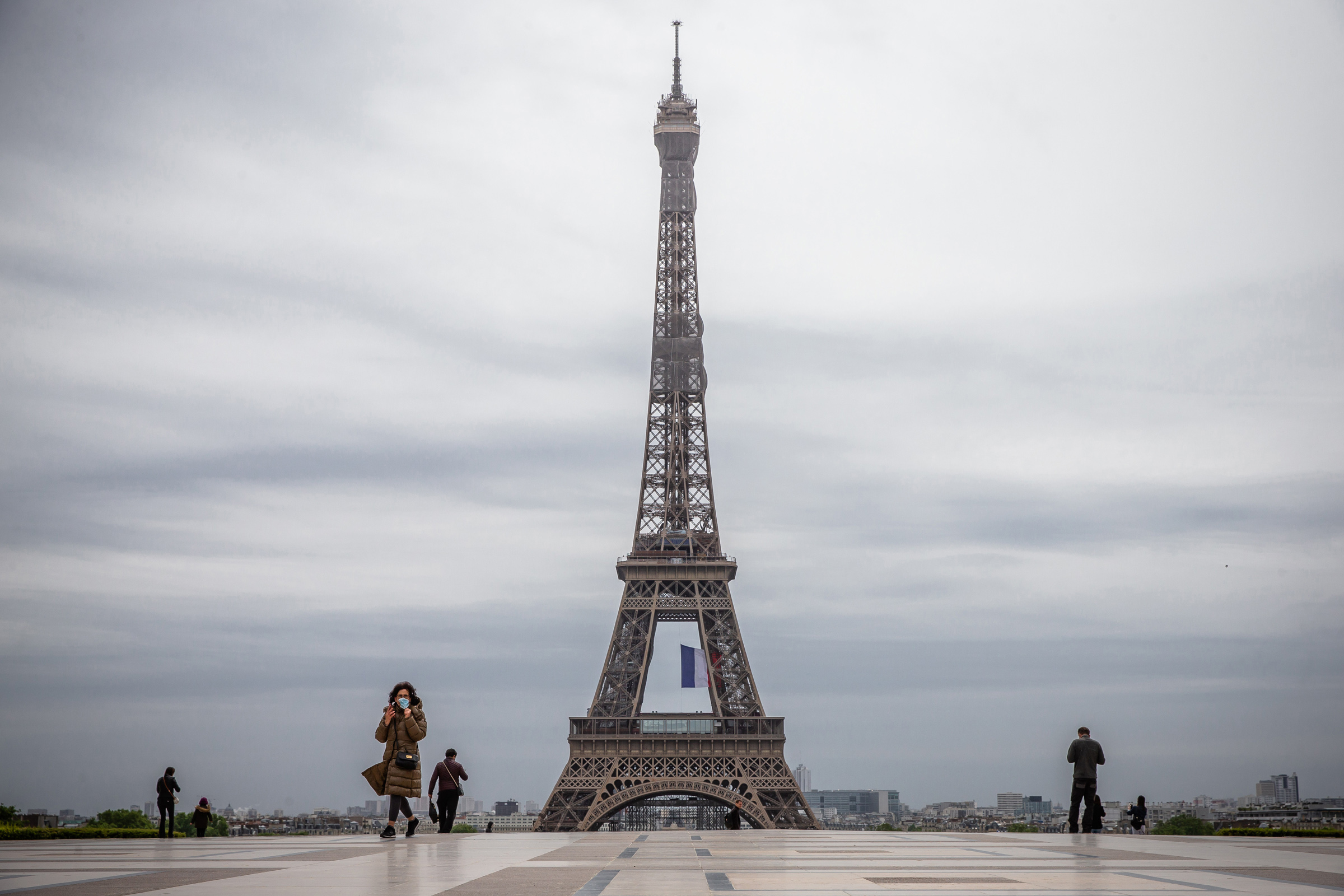 Francia iniciará fase dos de salida del confinamiento