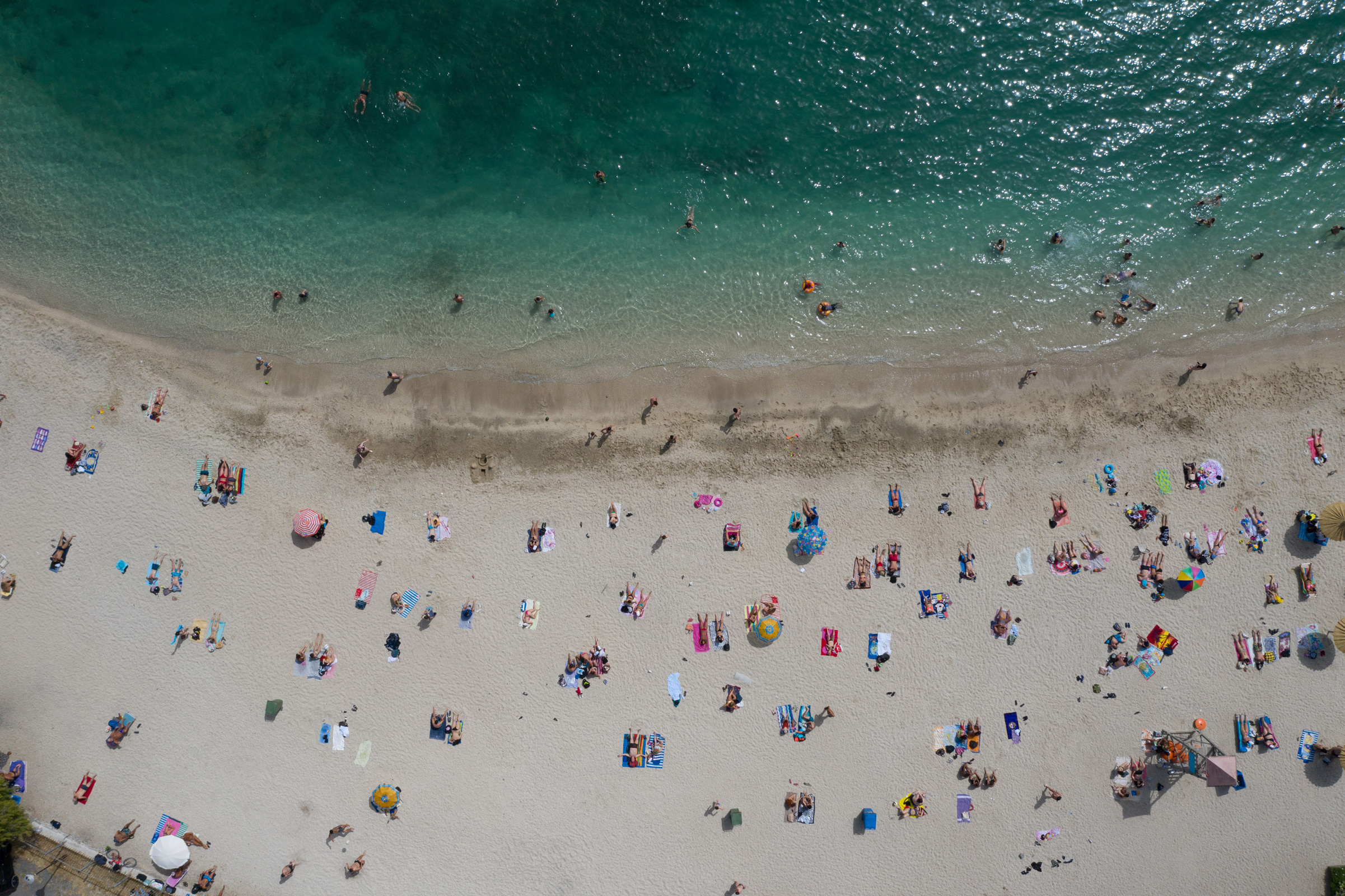 Mientras tanto en las playas de Grecia