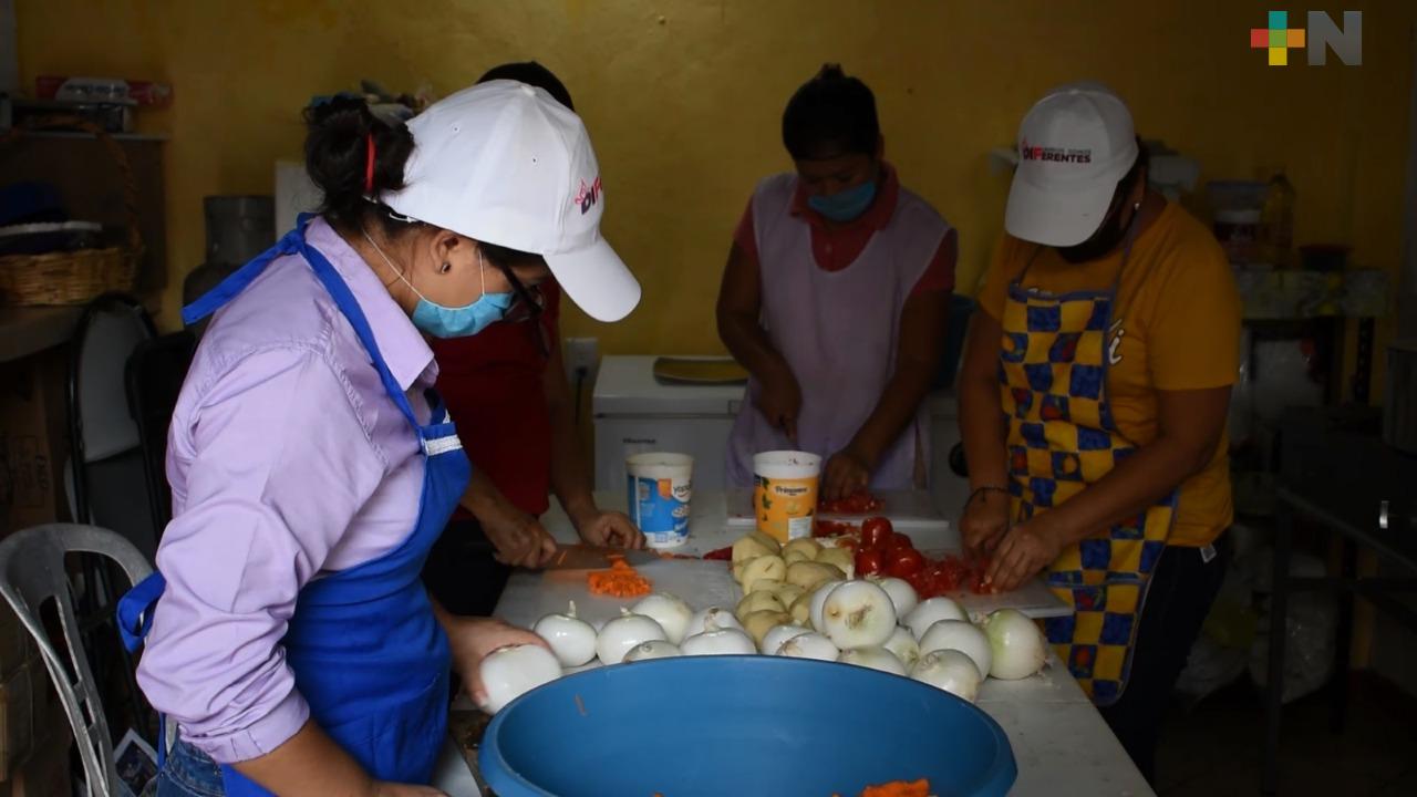 Comedores comunitarios de Agua Dulce beneficiarán al menos a 10 mil personas