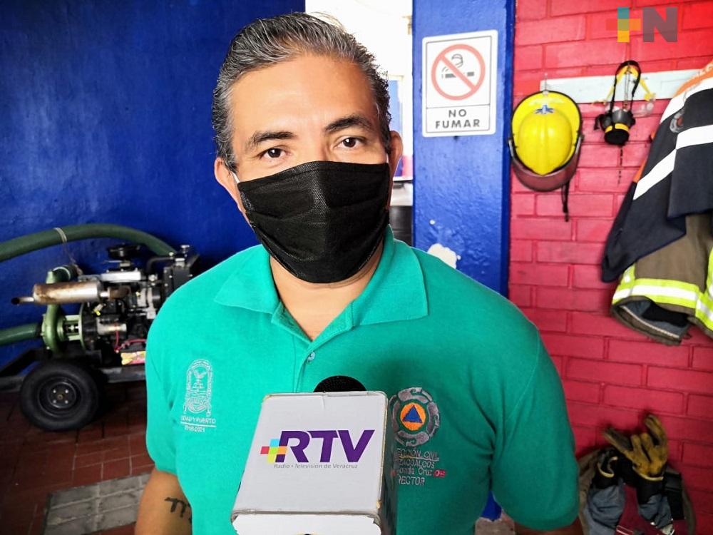 PC Coatzacoalcos exhorta a personal de tiendas de conveniencia respeten la sana distancia