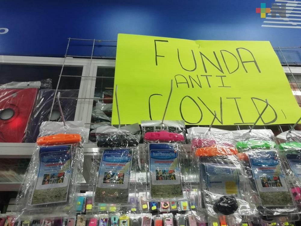 En Coatzacoalcos, comercializan fundas «Anti-Covid»