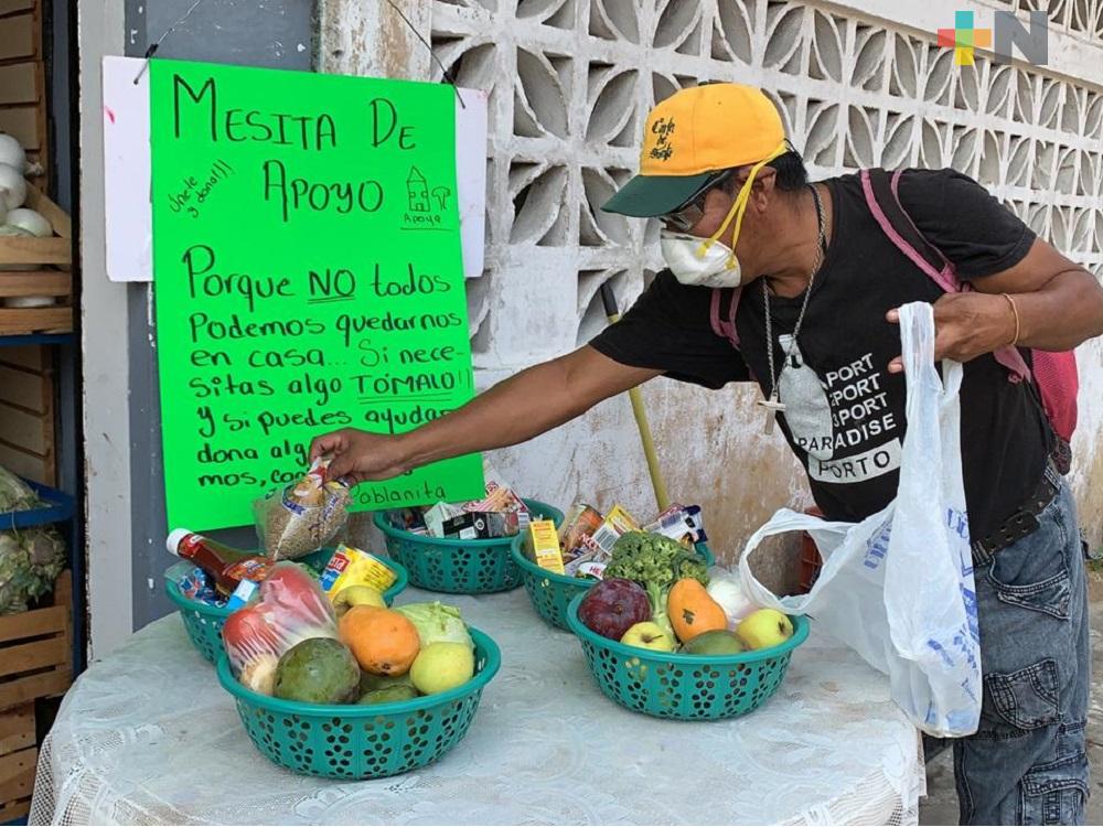 En Coatzacoalcos, instalan despensa comunitaria para ayudar a afectados por COVID-19