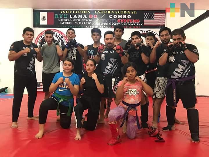 Peleadores de Coatzacoalcos confían en reanudación de competencias de jiujitsu