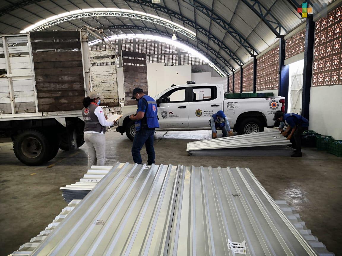 Entrega Protección Civil apoyos a los afectados por la tormenta tropical Cristóbal