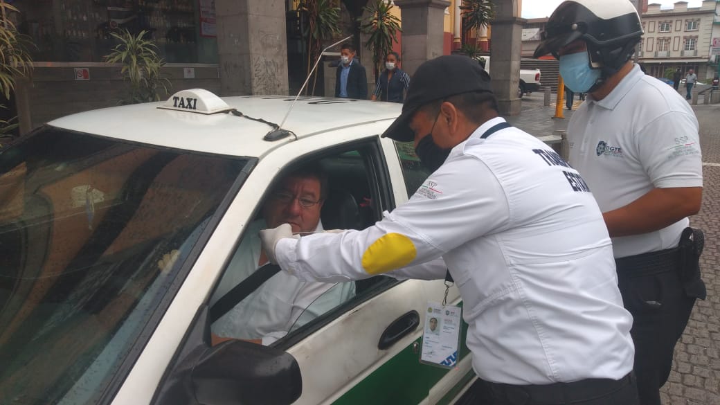 Refuerzan medidas sanitarias en transporte público de Xalapa, por COVID-19