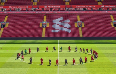 Liverpool se une a protestas por asesinato de George Floyd
