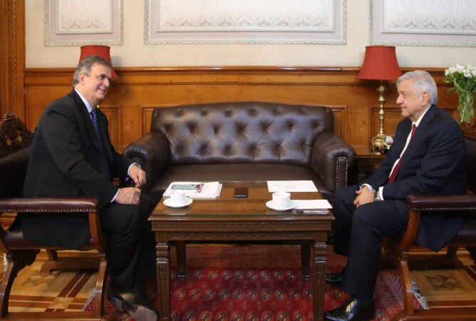 AMLO conversa con primer ministro de Canadá sobre T-MEC; destaca buena relación entre México y Canadá