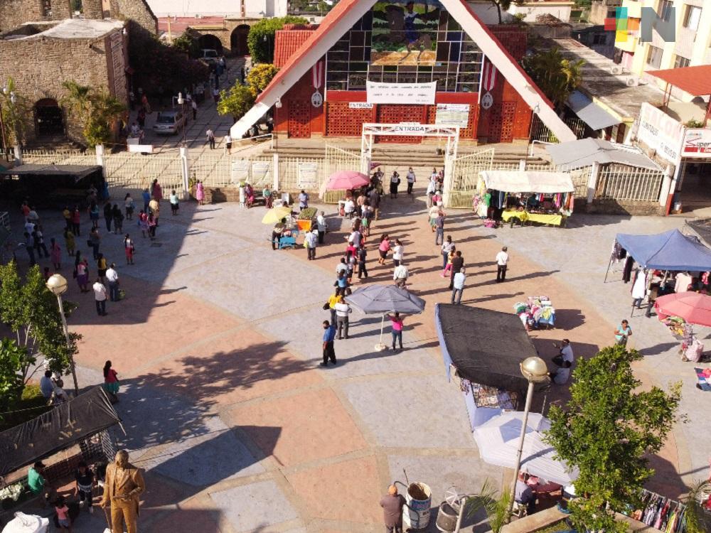 Bajo medidas sanitarias, iglesia de Tantoyuca realiza misas con un 25% de feligreses