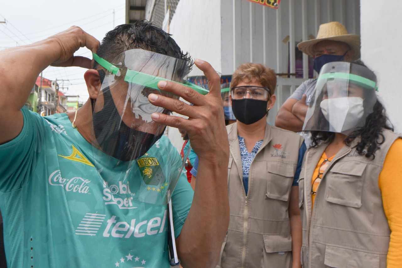 Casos sospechosos de COVID-19 repuntan en Xalapa; población relaja medidas sanitarias