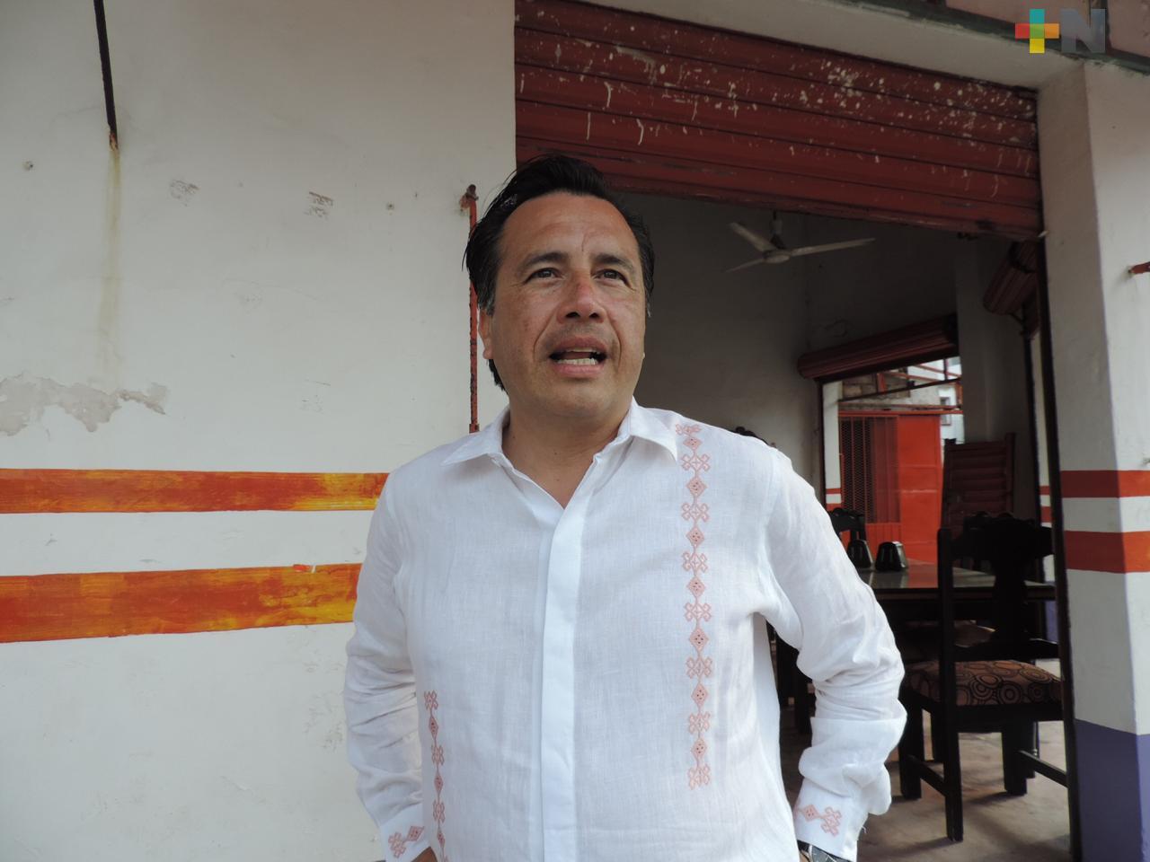 Supervisa el Gobernador Cuitláhuac García obra carretera en ribera derecha del Río Papaloapan