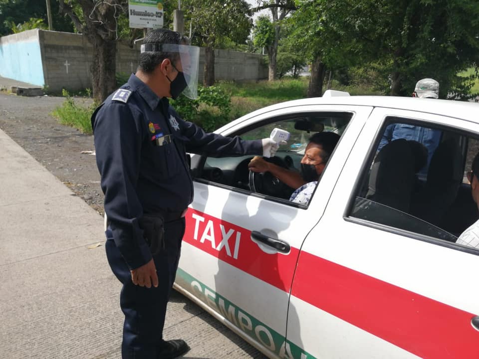 Personal de Tránsito y Seguridad Vial realizó operativo sanitario en Cardel