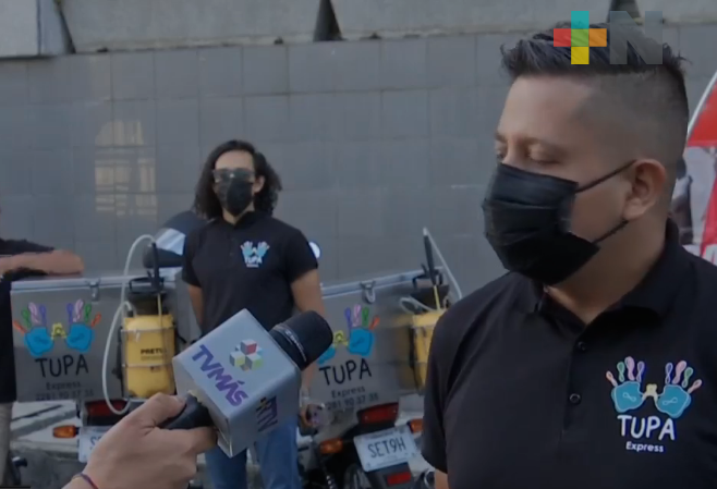 Empresa xalapeña modifica su entrega de productos en motocicleta