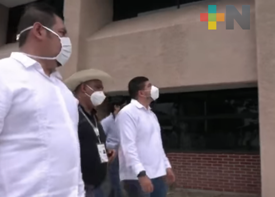 Zenyazen Escobar verifica obras de infraestructura educativa en zona centro