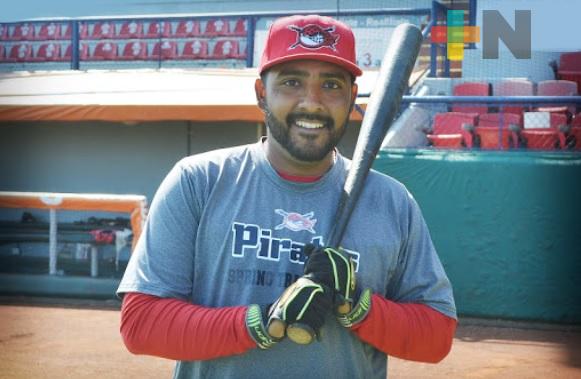 Ángel Francisco Rivera invitado a pretemporada con Algodoneros