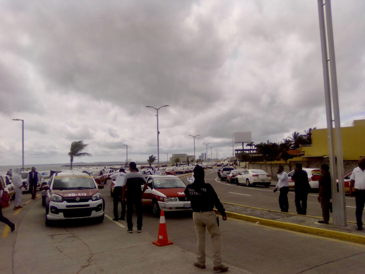 En Boca del Río realizaron desinfección de transporte público