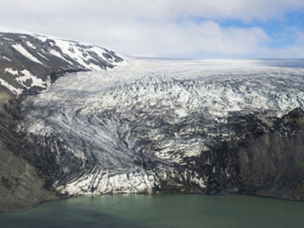 Calor del verano 2020 tuvo grave impacto sobre capas de hielo y glaciares