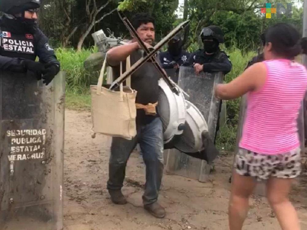 Desalojan a casi 60 familias de unidad perteneciente a empresa Braskem-Idesa
