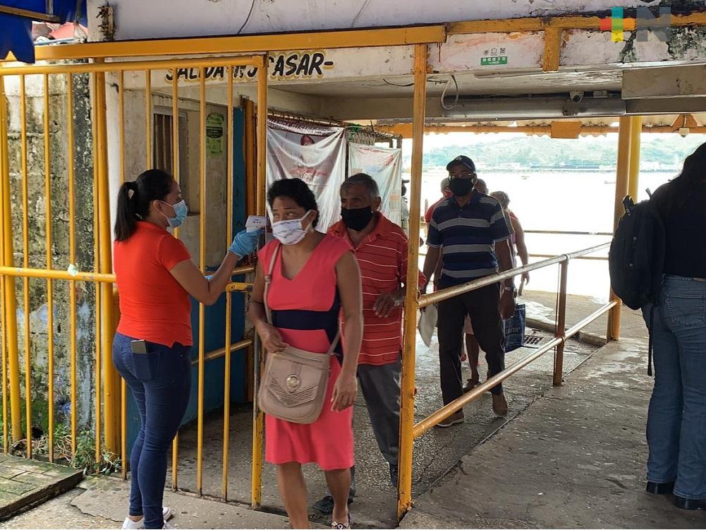 Coatzacoalqueños continúan renuentes a la toma de temperatura y uso de cubrebocas
