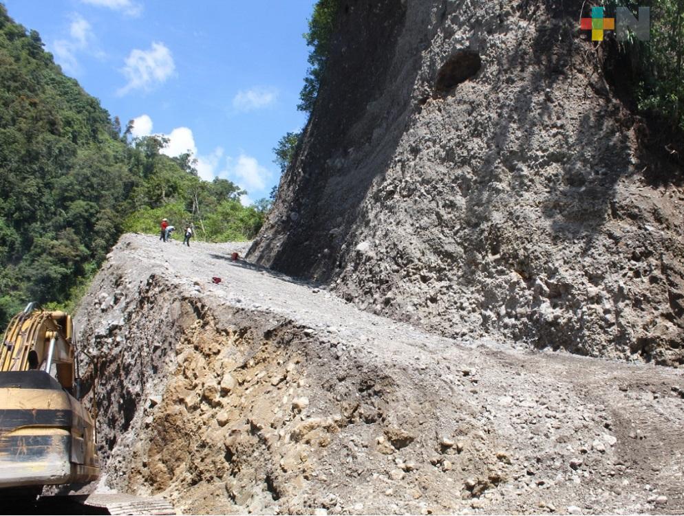 Comerciantes de la comunidad de Zacatla serán beneficiados con rehabilitación de camino rural