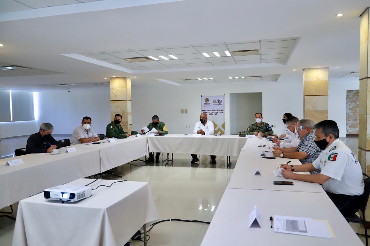 Encabezó Eric Cisneros la mesa de seguridad en Catemaco