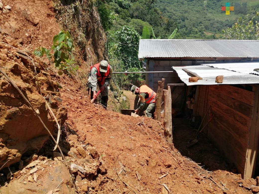 Aplica Sedena Plan DN-III-E por derrumbe en Mixtla de Altamirano