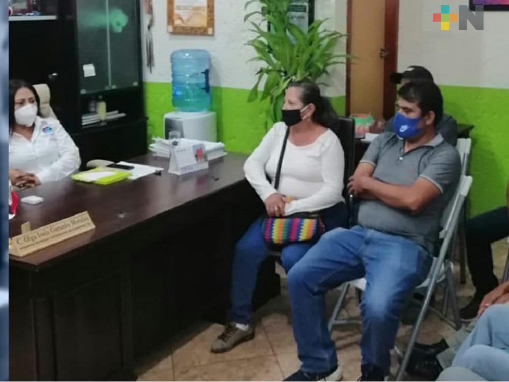 Pobladores y ayuntamiento de Tepetzintla llegan a un acuerdo para realizar obra pública en localidad de Tierra Blanca