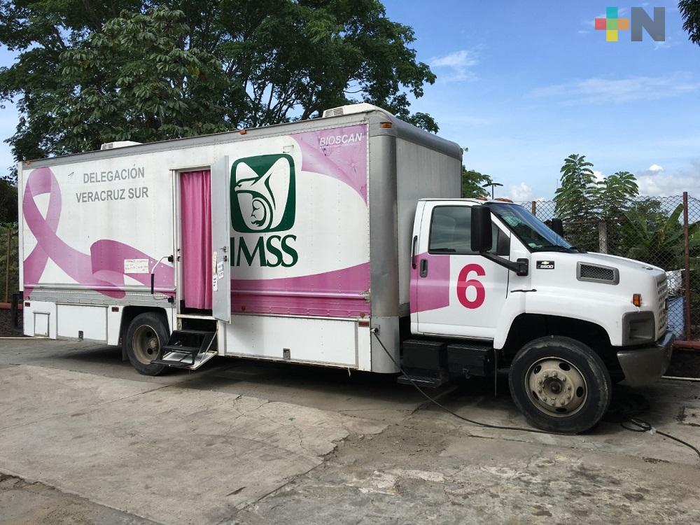 Reactivan recorridos de mastógrafos móviles en Coatzacoalcos