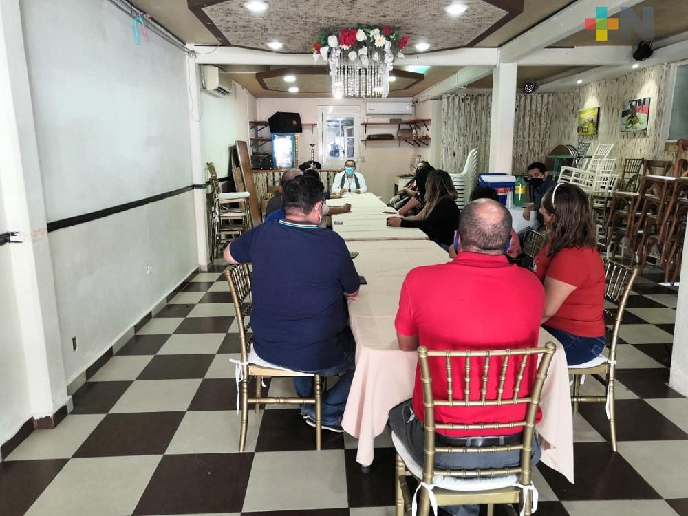 Sector de banqueteros y saloneros de Coatzacoalcos, en espera de fecha para retomar sus labores
