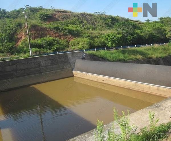 Comuneros de Coatzacoalcos piden obras para ejidos que rodean la presa La Cangrejera