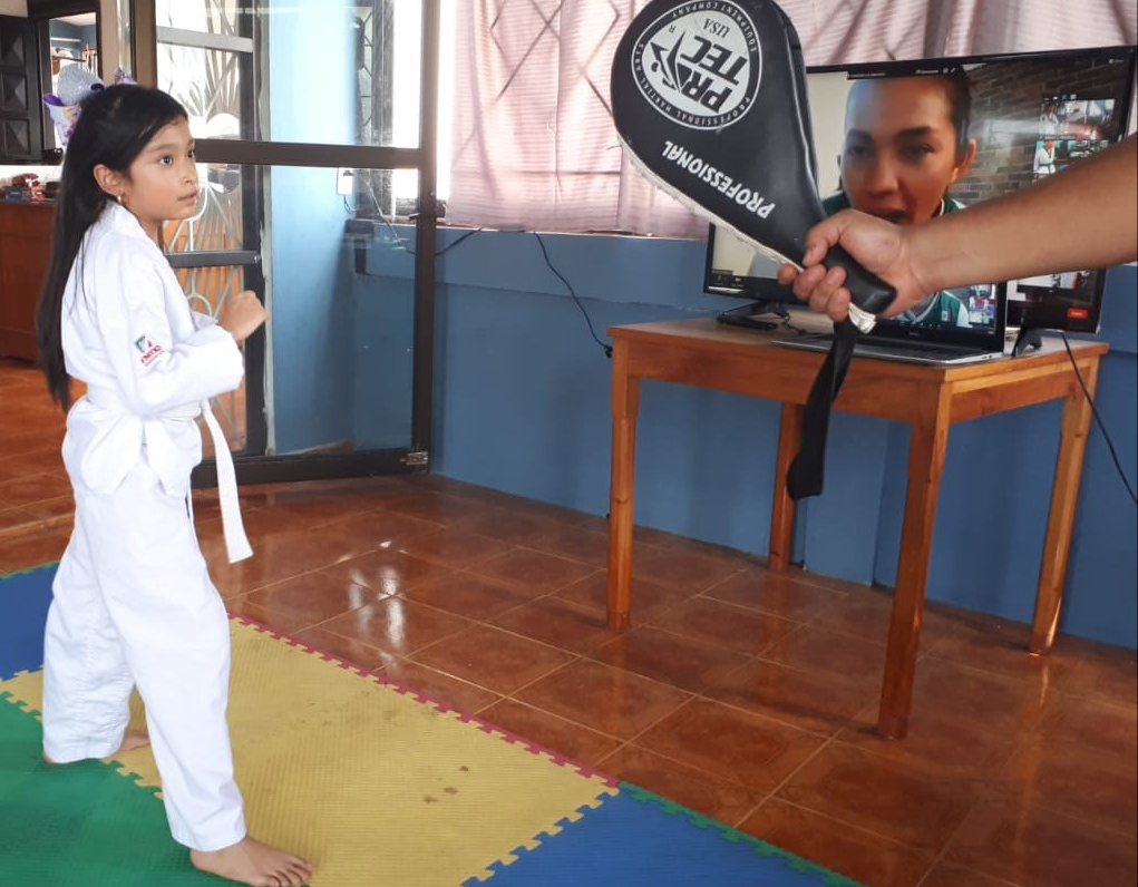 Entrenaron virtualmente con María Espinoza