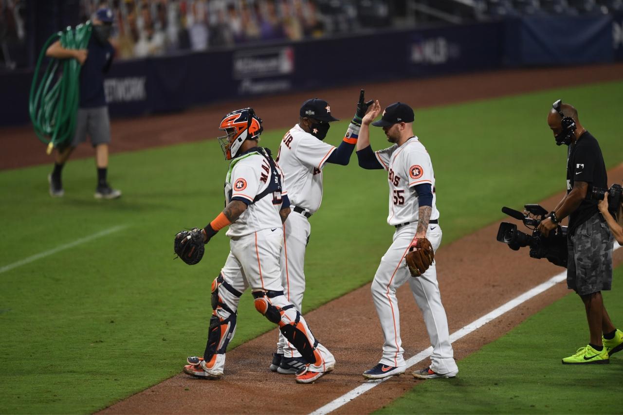Houston acorta distancia, derrotó 4-3 a Tampa Bay
