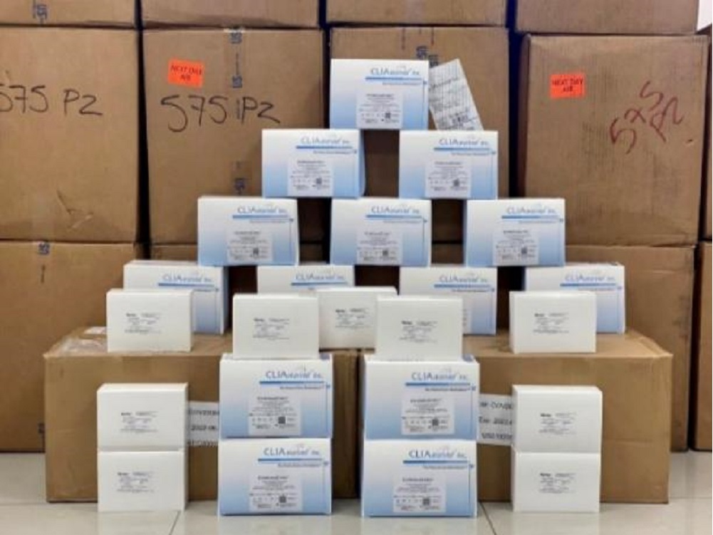 Frenan Aduanas y Guardia Nacional ingreso ilegal de más de 12 mil pruebas para COVID-19 en Ciudad Juárez