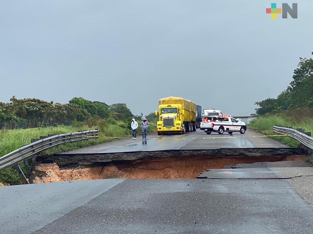 Incomunicada carretera Las Choapas-Raudales Ocozocoautla