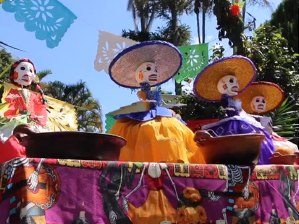 La Quinta de las Rosas se viste de la fiesta de Todos Santos